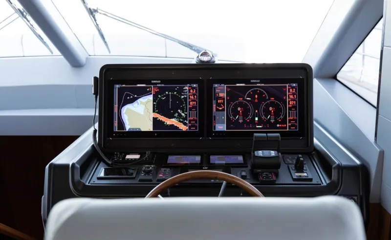 Slide: The Image of OceanClass 68 Fly - 4654512