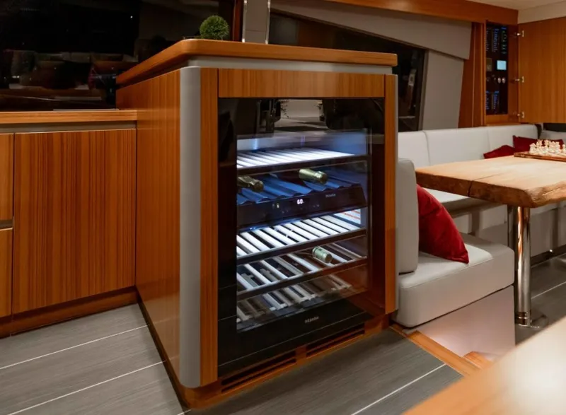 Slide: The Image of OceanClass 68 Fly - 4654522