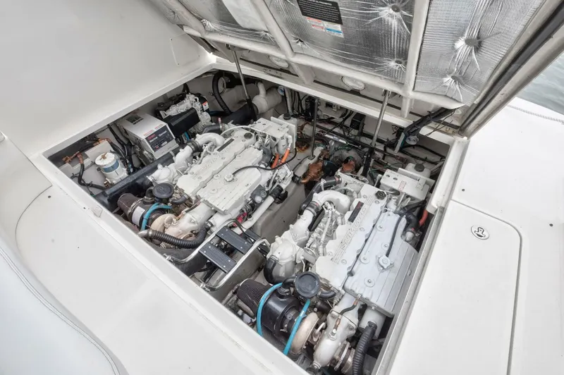 Slide: The Image of Sea Ray 390 Sundancer 2005 - 4693175