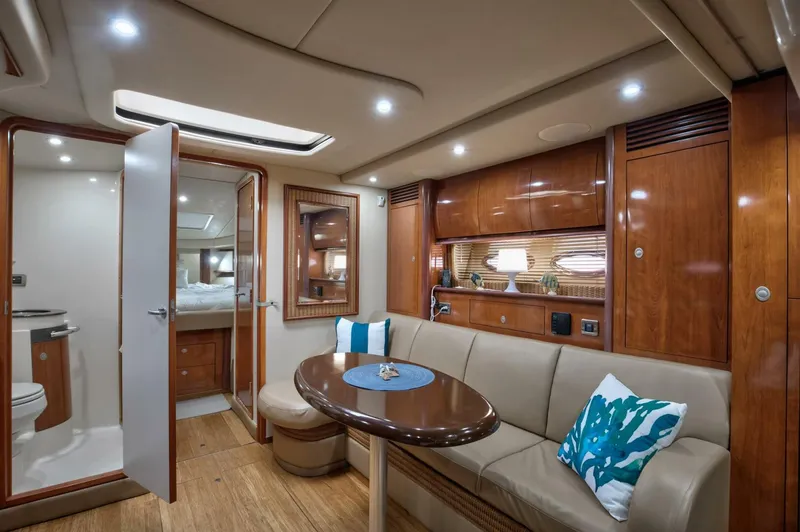 Slide: The Image of Sea Ray 390 Sundancer 2005 - 4693154