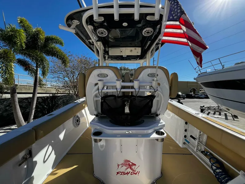 Slide: The Image of Sportsman 251 Heritage 2021 - 4655997