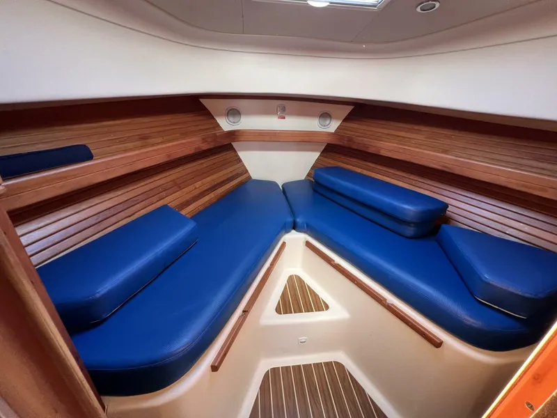 Slide: The Image of Mainship 34Pilot 34 Island Runner 2005 - 4657588