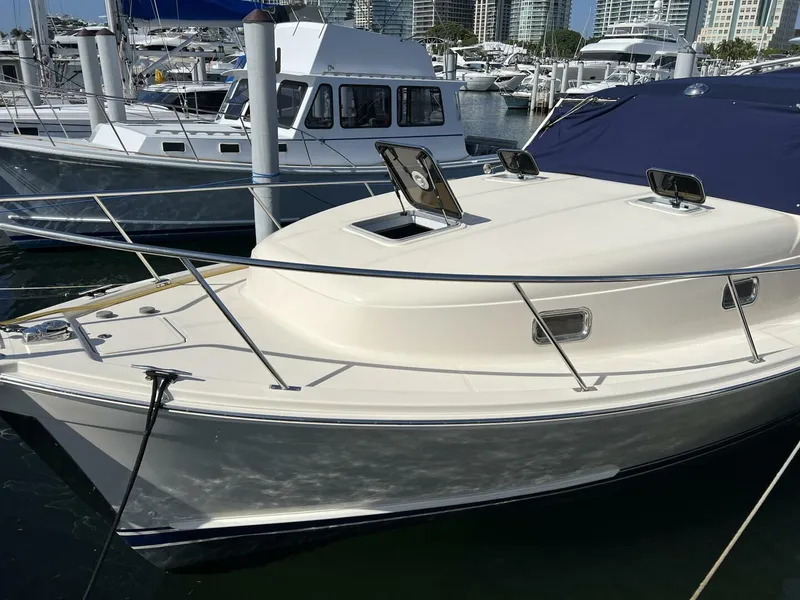 Slide: The Image of Mainship 34Pilot 34 Island Runner 2005 - 4657578