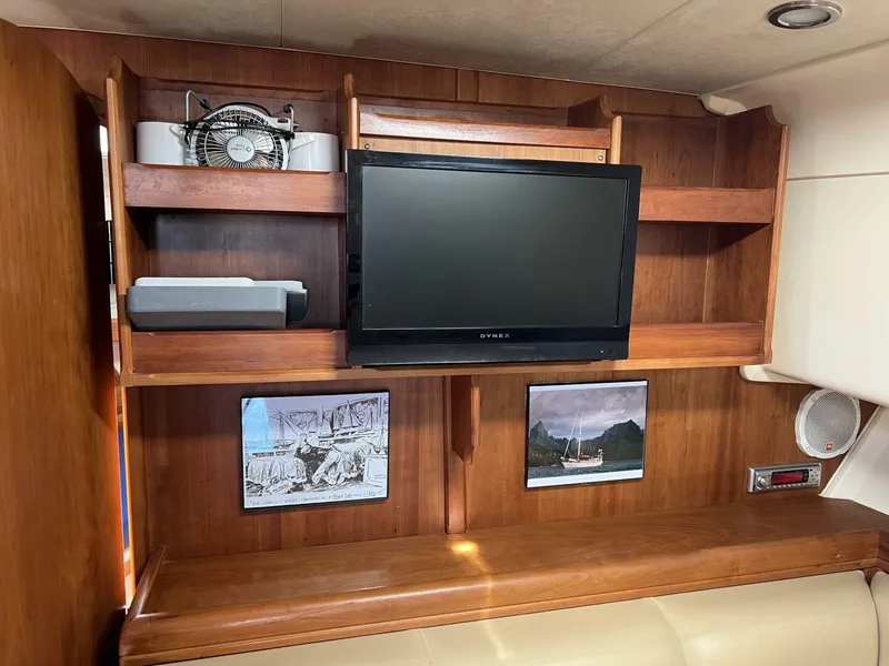 Slide: The Image of Mainship 34Pilot 34 Island Runner 2005 - 4657581