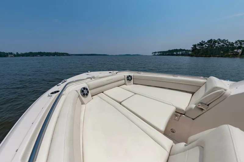 Slide: The Image of Grady-White 32 2022 - 4657744