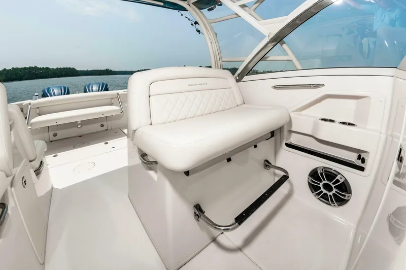 Slide: The Image of Grady-White 32 2022 - 4657749