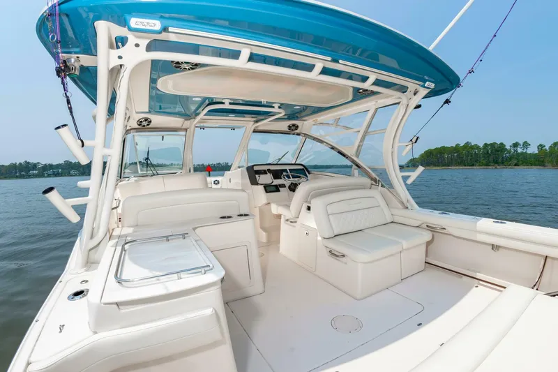 Slide: The Image of Grady-White 32 2022 - 4657753