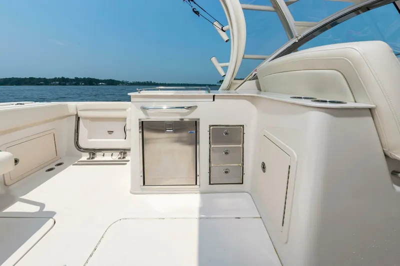 Slide: The Image of Grady-White 32 2022 - 4657760