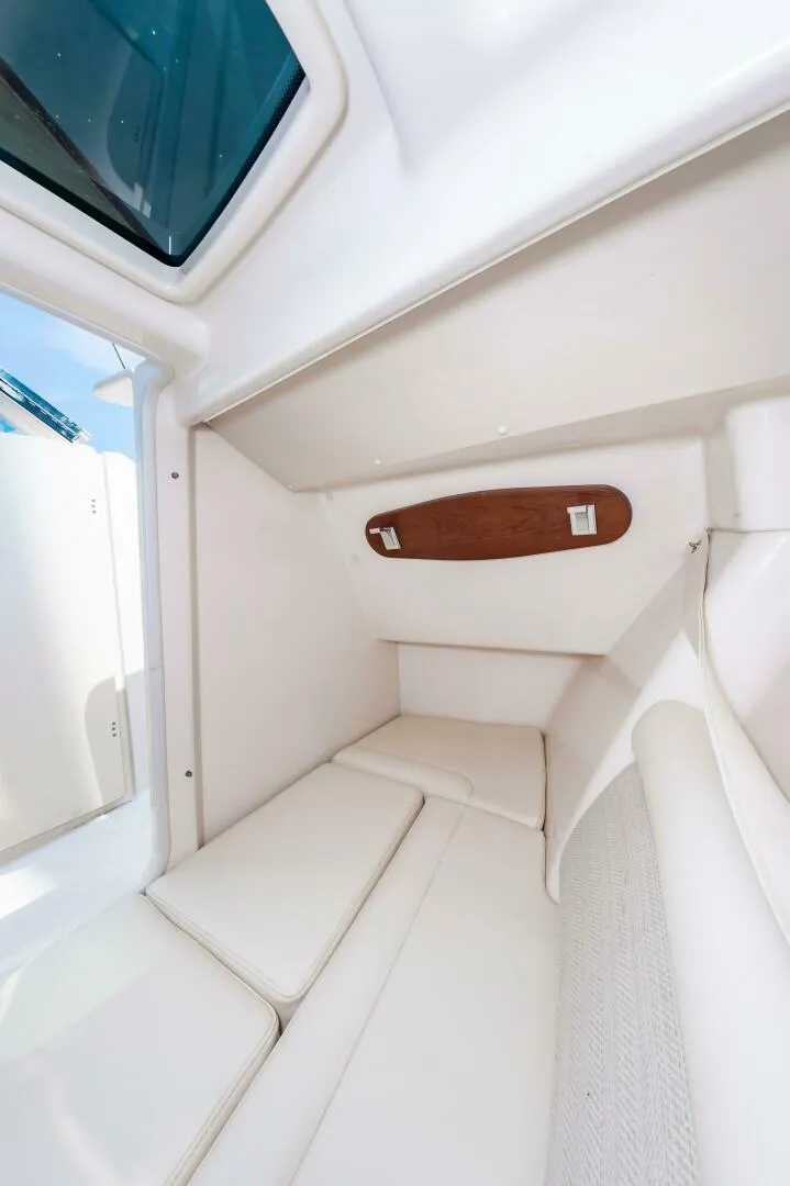 Slide: The Image of Grady-White 32 2022 - 4657772