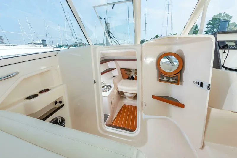 Slide: The Image of Grady-White 32 2022 - 4657773