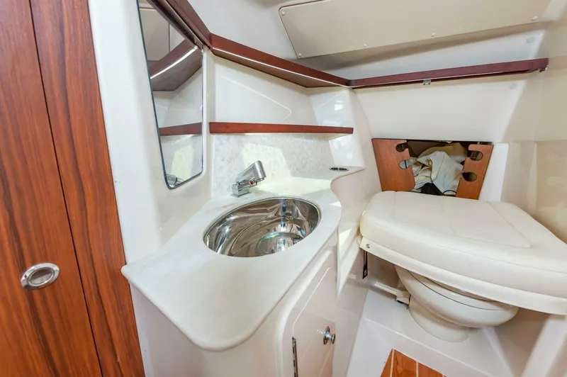 Slide: The Image of Grady-White 32 2022 - 4657782