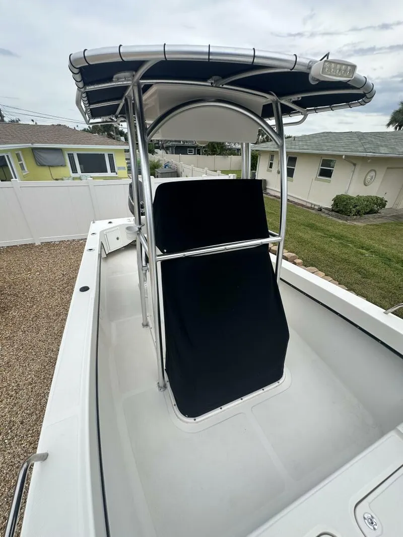 Slide: The Image of May-Craft 2300 CCX 2017 - 4658029