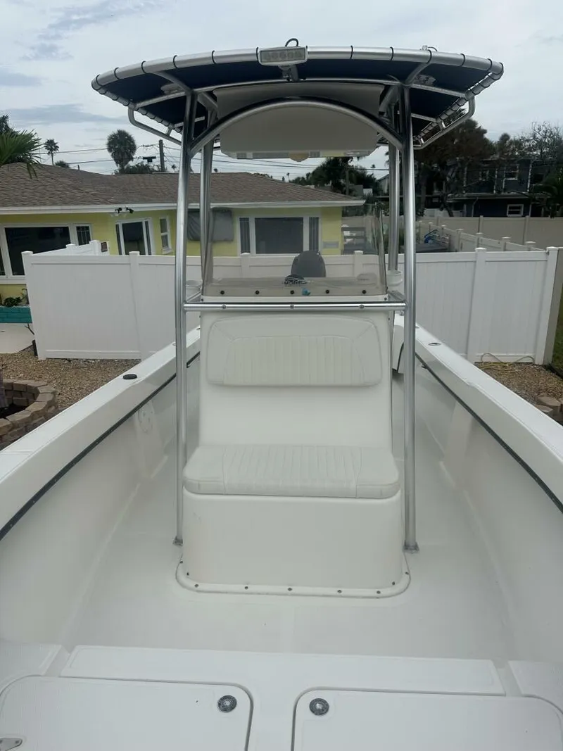 Slide: The Image of May-Craft 2300 CCX 2017 - 4658024