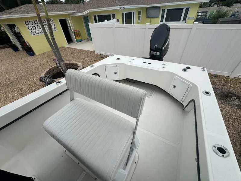 Slide: The Image of May-Craft 2300 CCX 2017 - 4658034