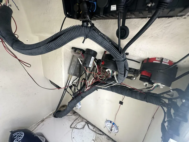 Slide: The Image of May-Craft 2300 CCX 2017 - 4657988