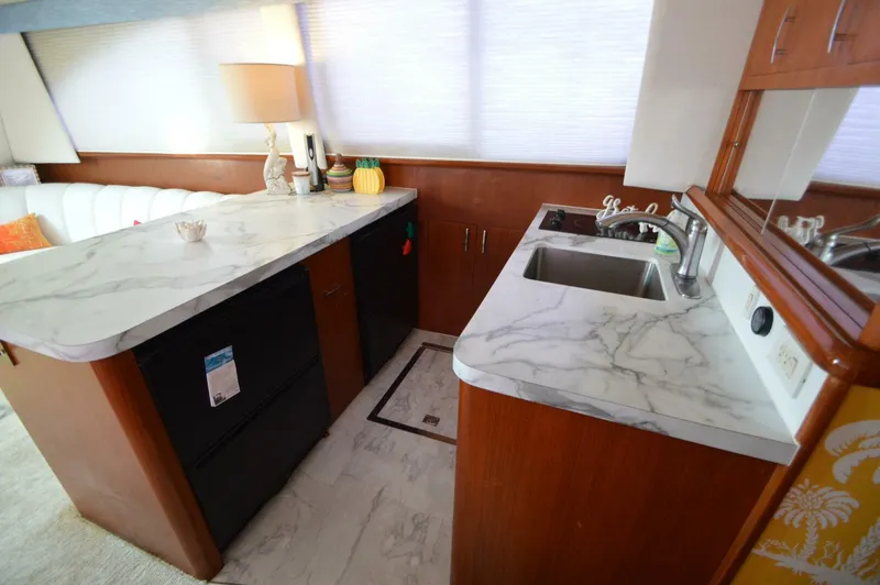 Slide: The Image of Ocean Yachts 48 Cockpit Motor Yacht 1995 - 4658096