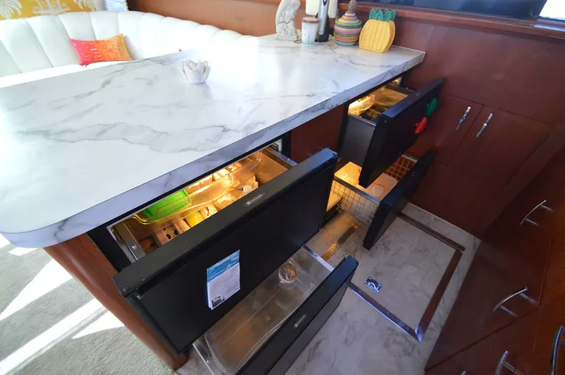 Slide: The Image of Ocean Yachts 48 Cockpit Motor Yacht 1995 - 4658163