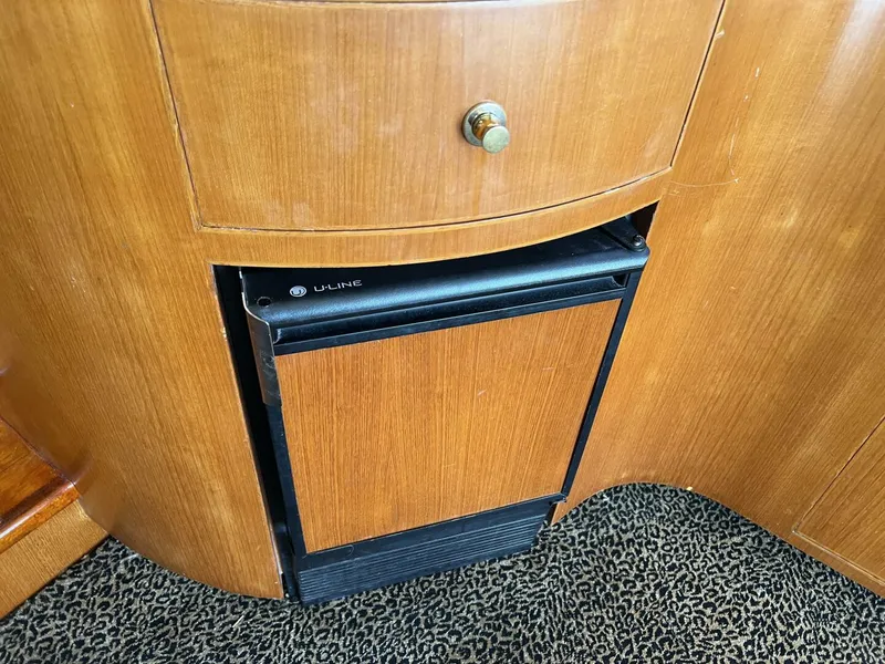 Slide: The Image of Ocean Alexander Atlus 48 2004 - 4658530