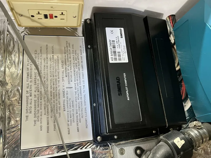 Slide: The Image of Ocean Alexander Atlus 48 2004 - 4658553