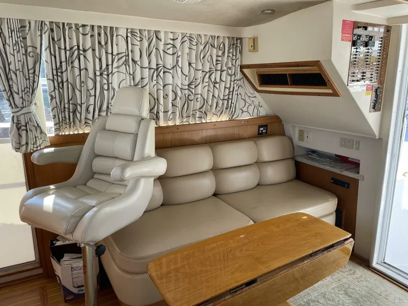 Slide: The Image of Mainship 390 2000 - 4685047