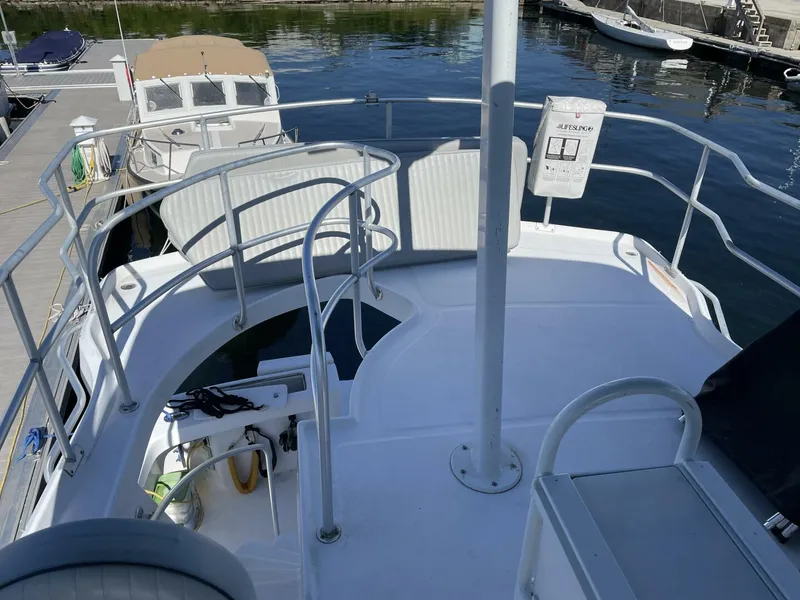 Slide: The Image of Mainship 390 2000 - 4685053