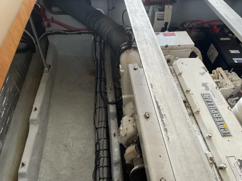 Slide: The Image of Mainship 390 2000 - 4704752