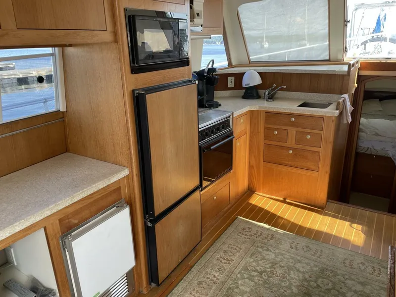 Slide: The Image of Mainship 390 2000 - 4685044