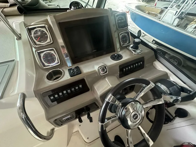 Slide: The Image of Chaparral 330 Signature 2015 - 5436422