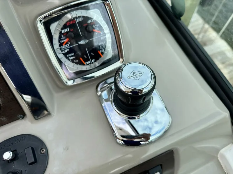 Slide: The Image of Chaparral 330 Signature 2015 - 4660137