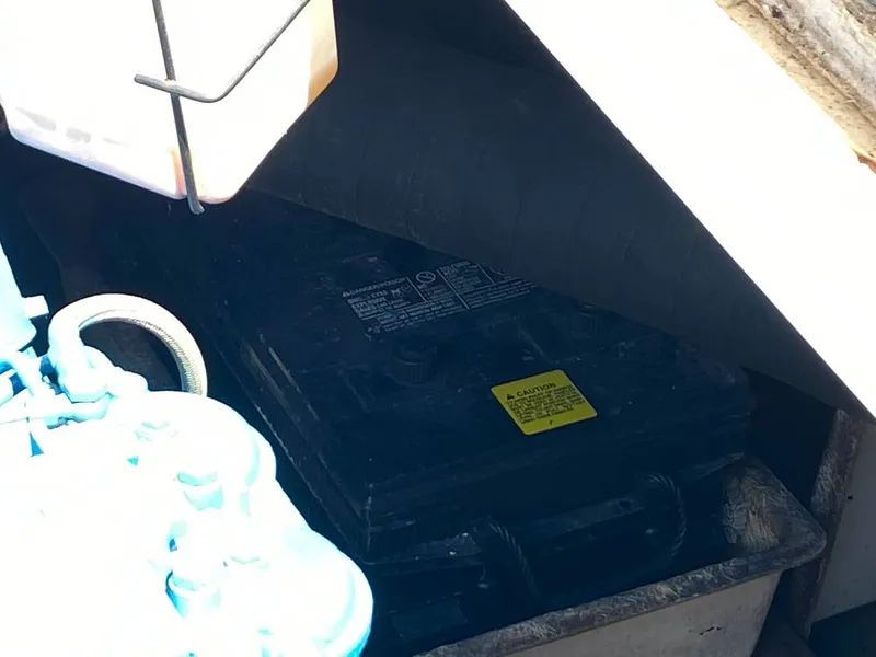 Slide: The Image of Silverton 37 Convertible 1980 - 10522640