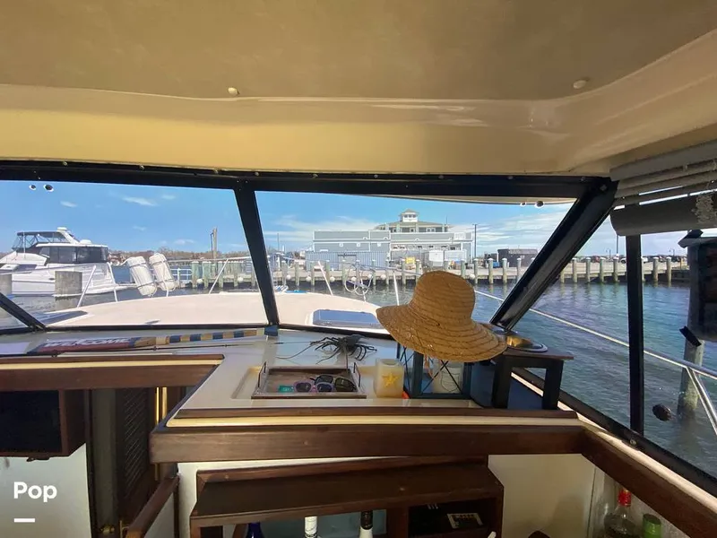 Slide: The Image of Silverton 37 Convertible 1980 - 10522320