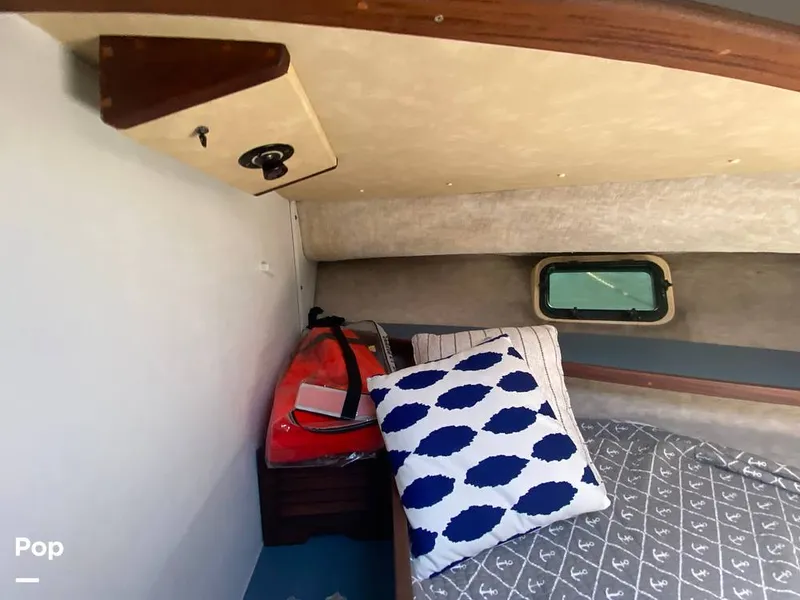 Slide: The Image of Silverton 37 Convertible 1980 - 10522600