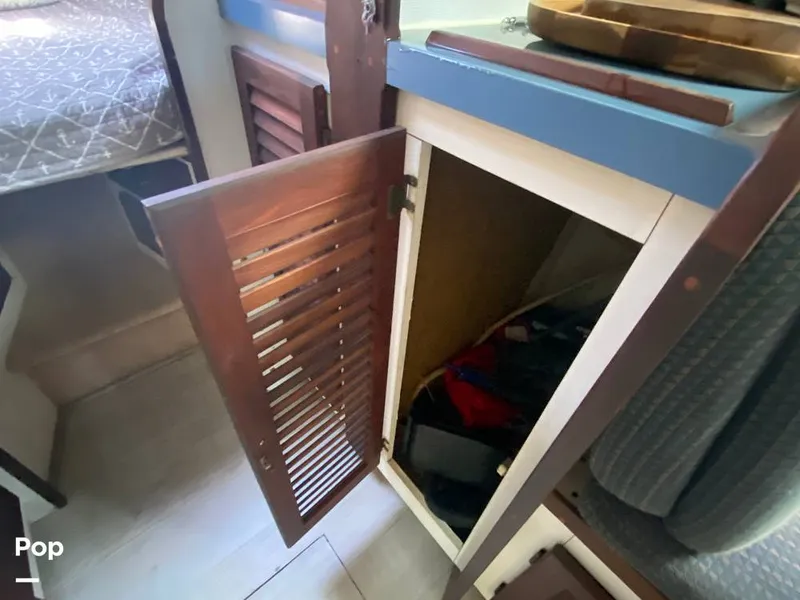 Slide: The Image of Silverton 37 Convertible 1980 - 10522616