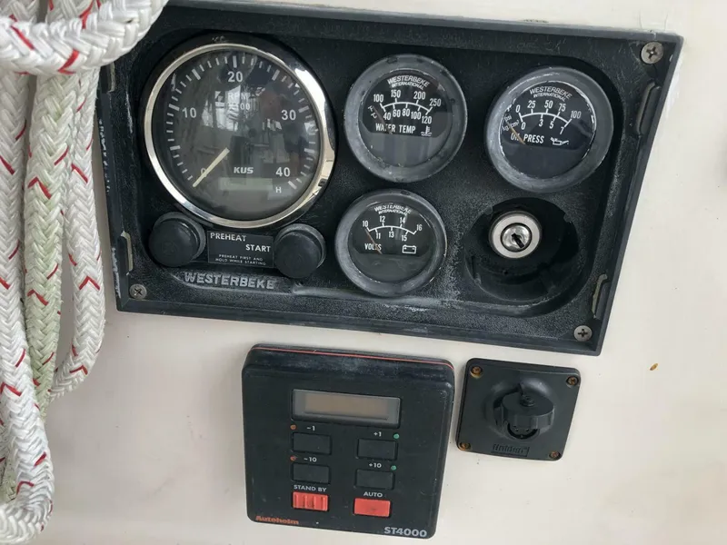 Slide: The Image of Hinterhoeller Nonsuch 30 Ultra 1987 - 4660794