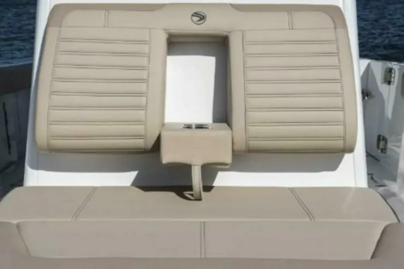 Slide: The Image of Edgewater 340CC 2025 - 4673470