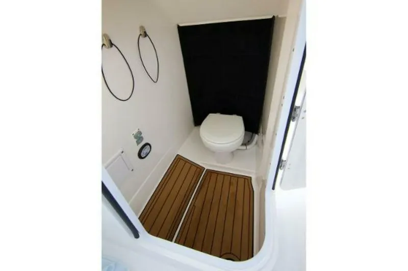 Slide: The Image of Edgewater 230CX 2025 - 4673754