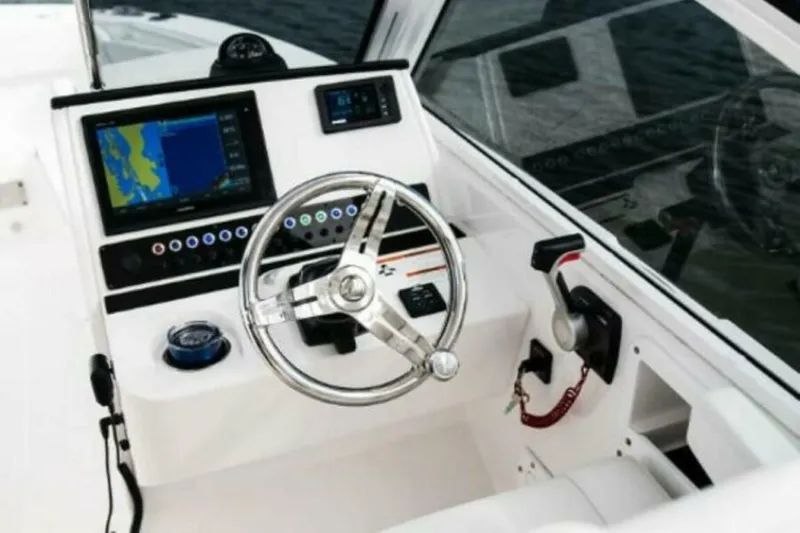 Slide: The Image of Edgewater 230CX 2025 - 4673799