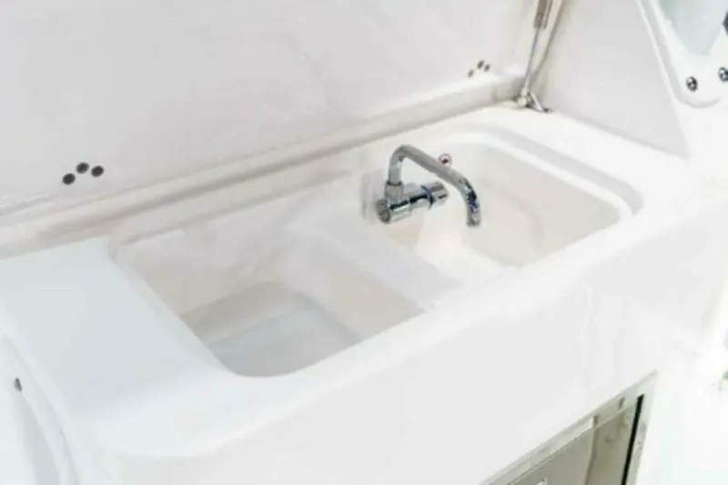 Slide: The Image of Edgewater 280CX 2025 - 4677450