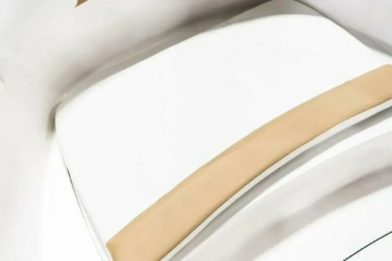 Slide: The Image of Edgewater 208CC 2025 - 4677622