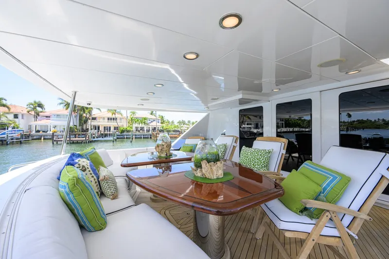 Slide: The Image of Hatteras 100 MAGIC - Aft Deck 2005 Hatteras 100 Motoryacht MAGIC - 7511890