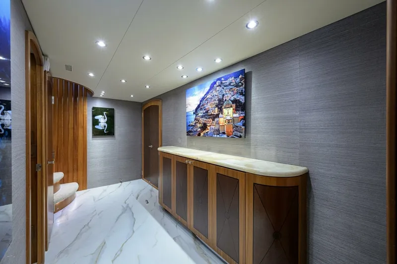 Slide: The Image of Hatteras 100 MAGIC - Lower Foyer 2005 Hatteras 100 Motoryacht MAGIC - 7666969
