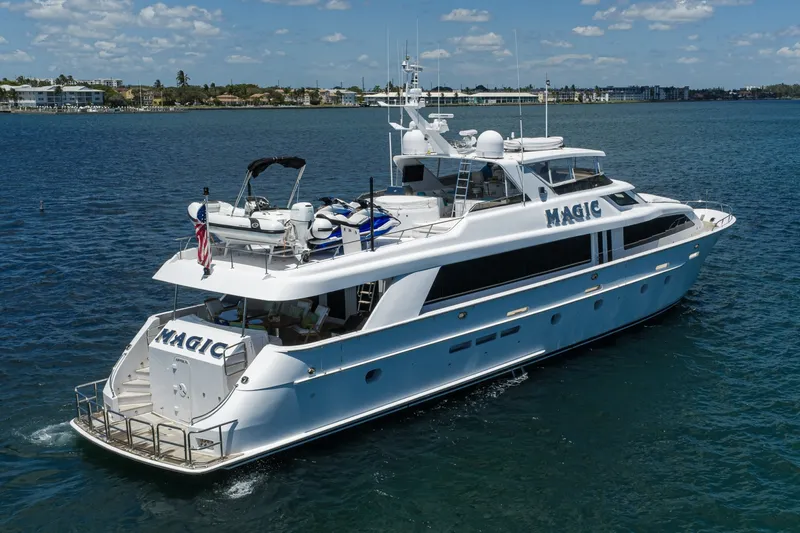 Slide: The Image of Hatteras 100 MAGIC - Starboard Aft Aerial profile 2005 Hatteras 100 Motoryacht MAGIC - 7511916
