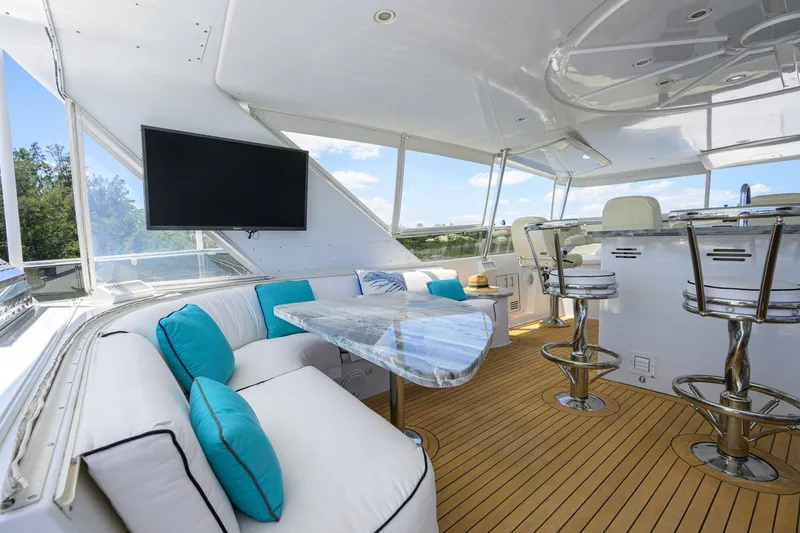 Slide: The Image of Hatteras 100 MAGIC - Flybridge 2005 Hatteras 100 Motoryacht MAGIC - 7511871