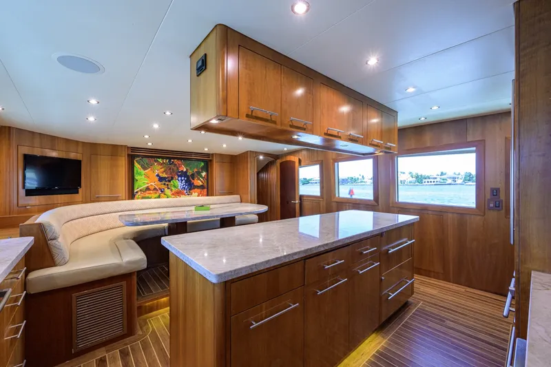 Slide: The Image of Hatteras 100 MAGIC - Galley 2005 Hatteras 100 Motoryacht MAGIC - 7511816