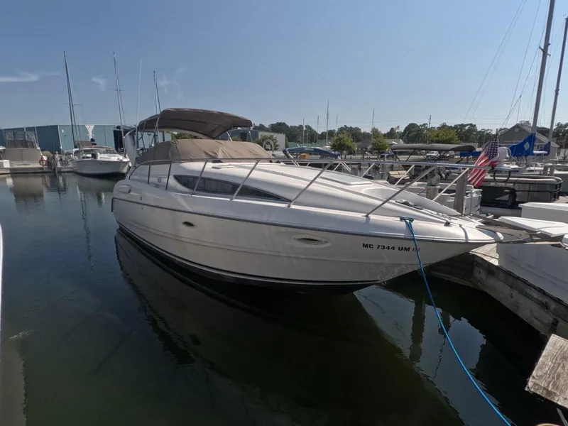 The Image of Bayliner 3055 2000 - 4679433