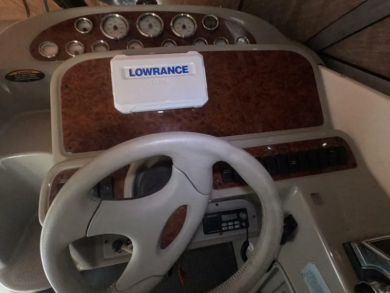 Slide: The Image of Bayliner 3055 2000 - 4679436