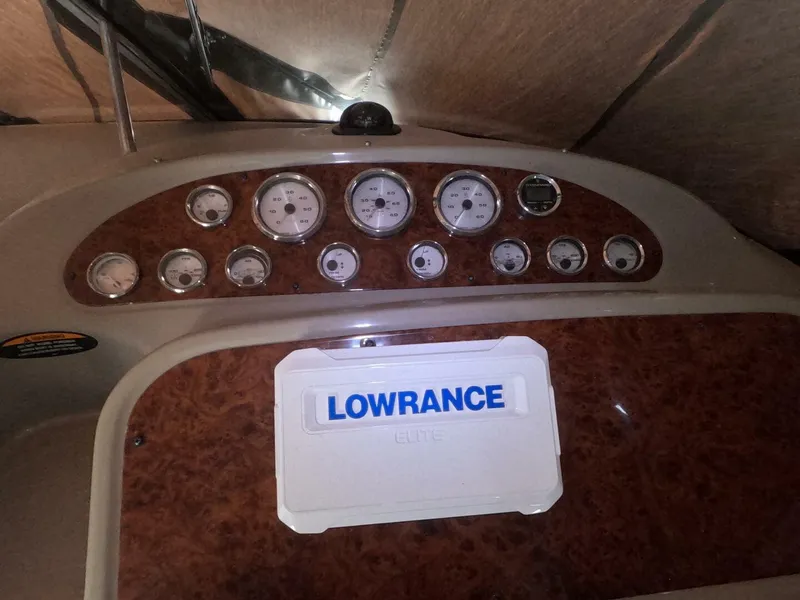 Slide: The Image of Bayliner 3055 2000 - 4679437