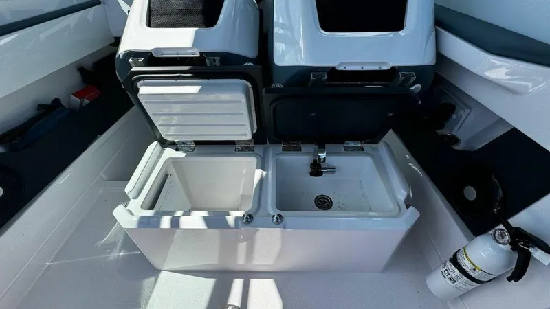 Slide: The Image of Axopar 28 T-Top 2022 - 4680292