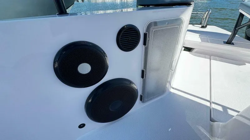 Slide: The Image of Axopar 28 T-Top 2022 - 4680298