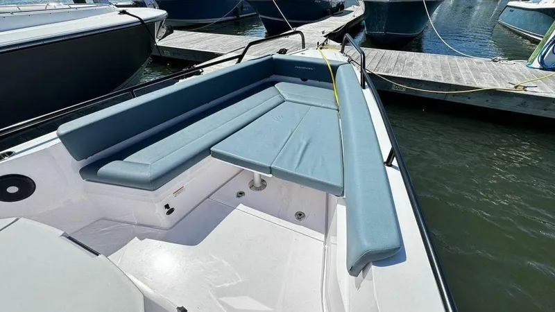 Slide: The Image of Axopar 28 T-Top 2022 - 4680300